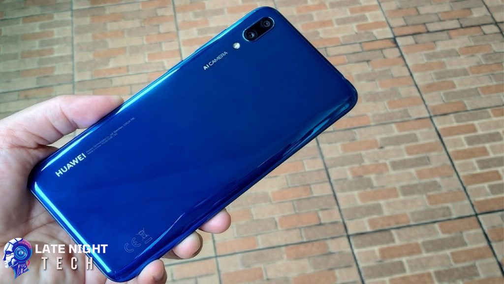 Huawei Y7 Pro: Ponsel Andalan Baru yang Bikin Kamu Terpukau!